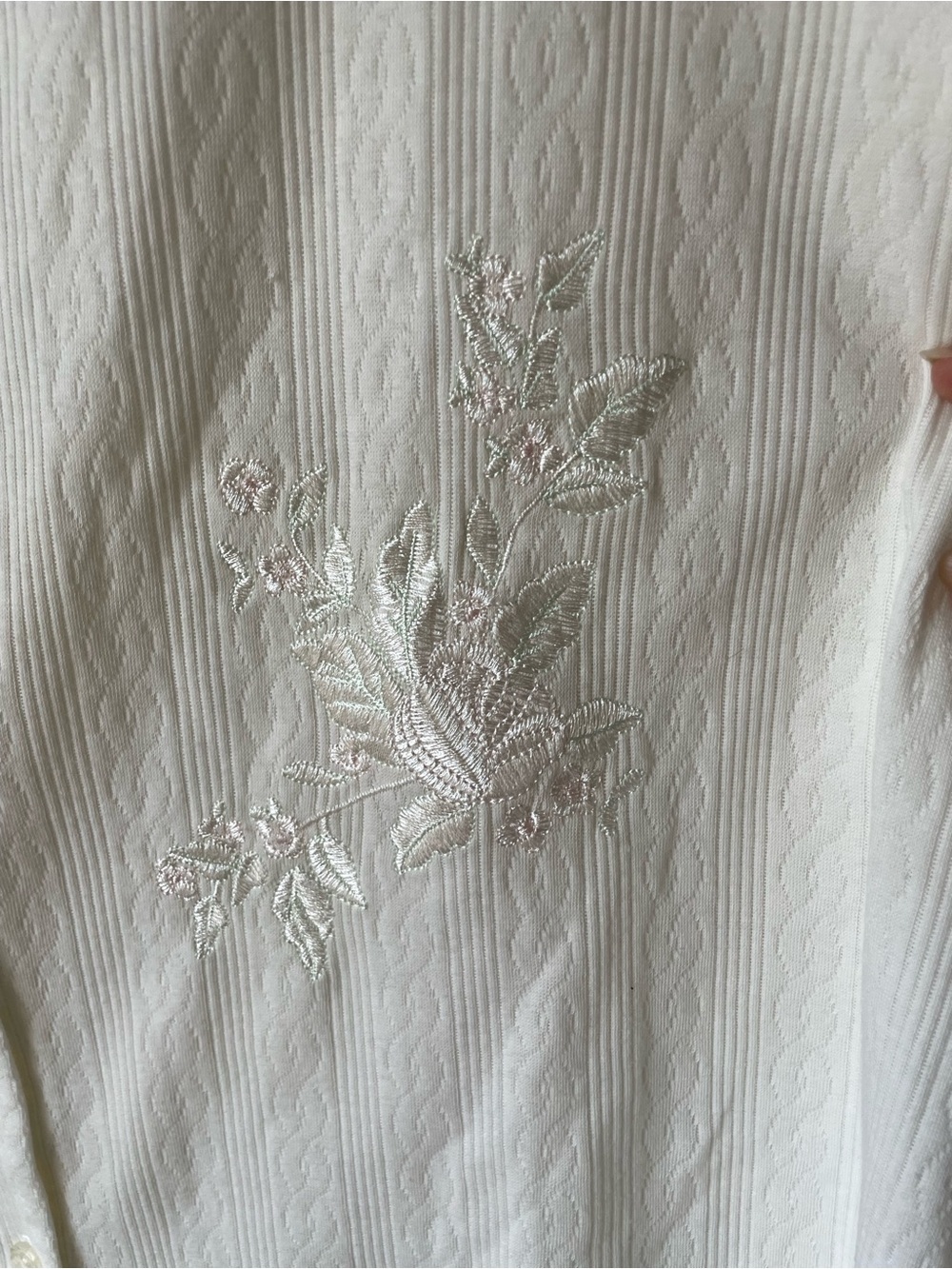 Vintage Colette by Miss Elaine Floral Embroidered cream pajama set Sz L - Picture 4 of 4